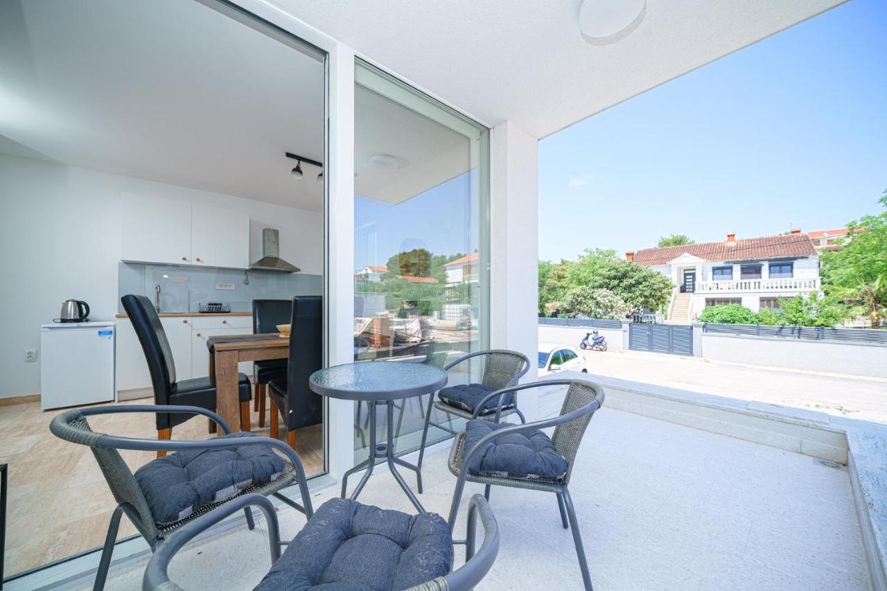 Vila Regina Apartment Paloma With Swimming Pool Jezera Exterior photo