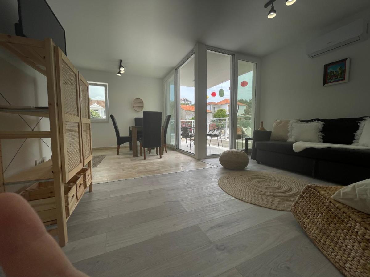Vila Regina Apartment Paloma With Swimming Pool Jezera Exterior photo