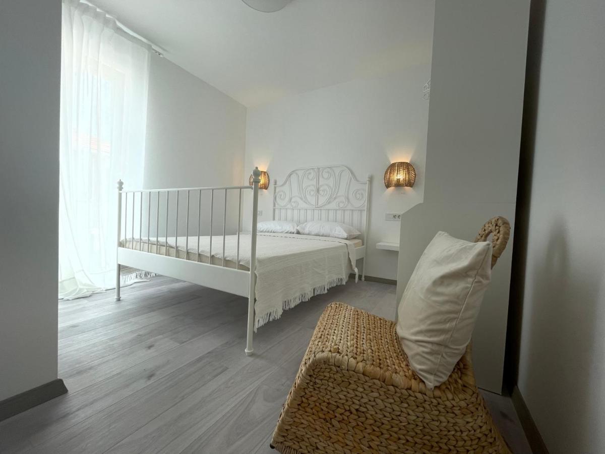 Vila Regina Apartment Paloma With Swimming Pool Jezera Exterior photo
