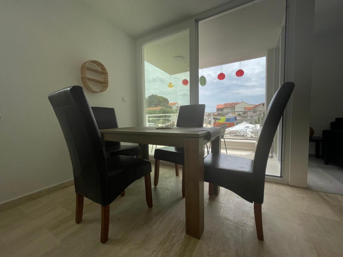 Vila Regina Apartment Paloma With Swimming Pool Jezera Exterior photo