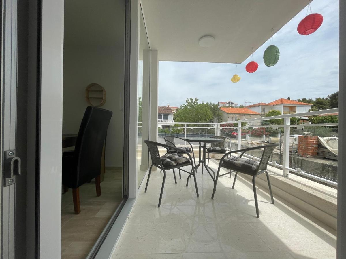 Vila Regina Apartment Paloma With Swimming Pool Jezera Exterior photo