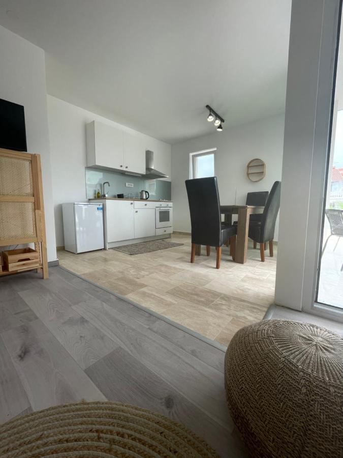 Vila Regina Apartment Paloma With Swimming Pool Jezera Exterior photo
