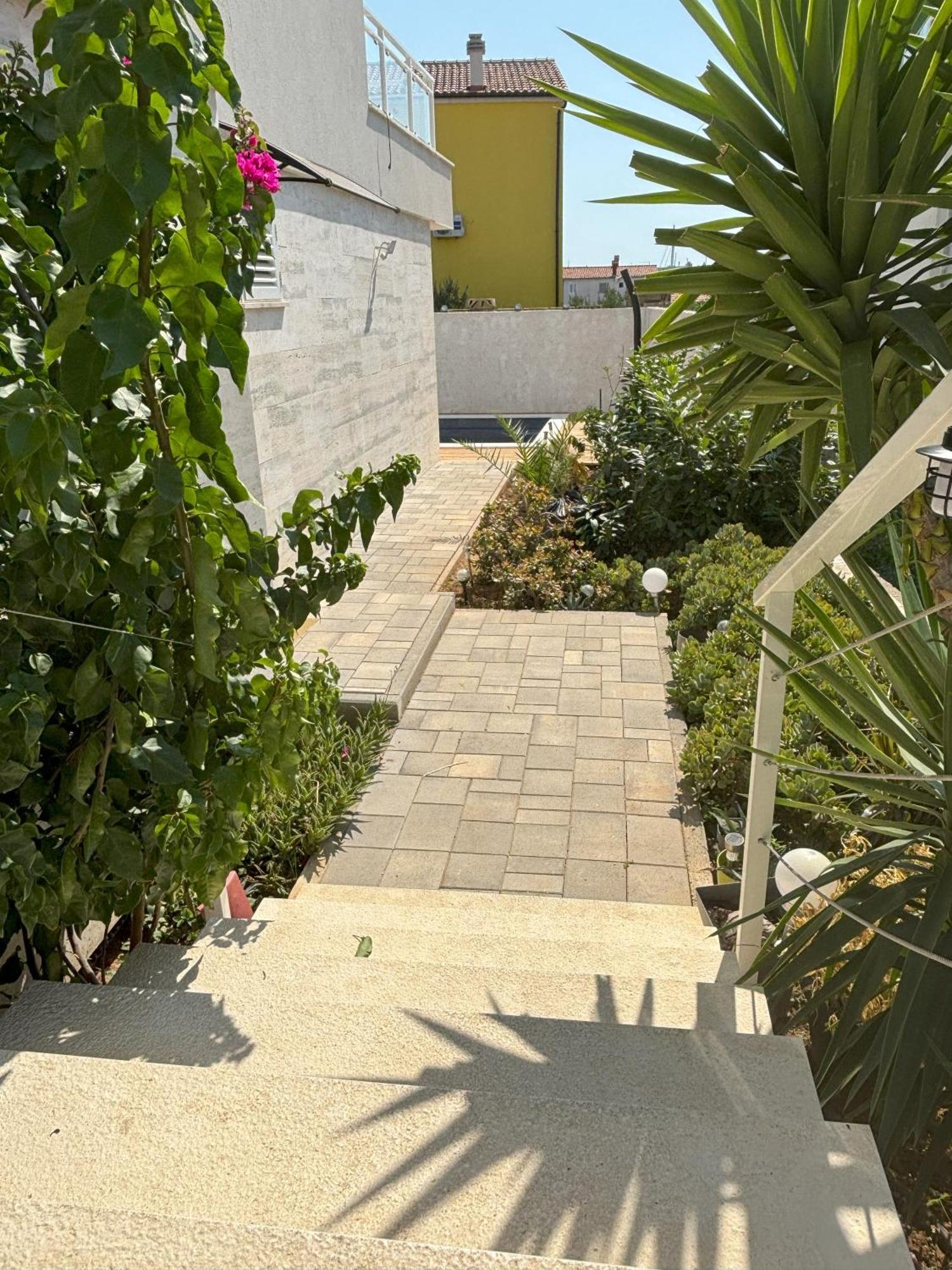 Vila Regina Apartment Paloma With Swimming Pool Jezera Exterior photo